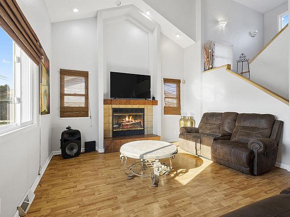 4th image of 6031 Boxwood Dr