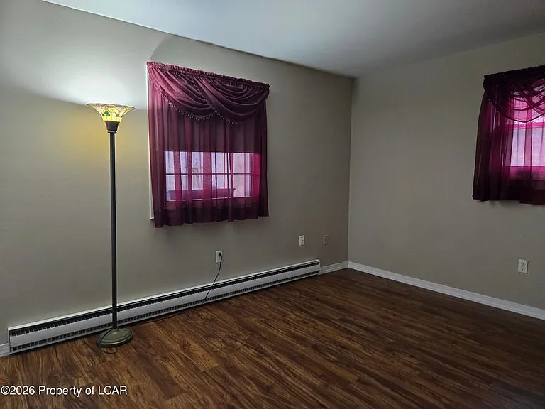 60 Saratoga Ct — Photo 5