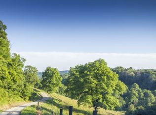 234 Friendship Hollow Rd S, Pleasant Shade, TN 37145