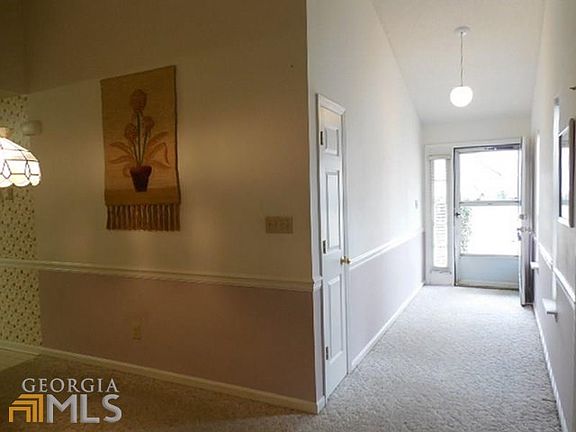 4th image of 119 Saddlehorn Dr