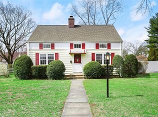 6 Prudence Dr, Stamford, CT 06907