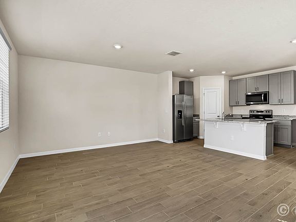 5th image of 2760 Chestnut Creek Pl
