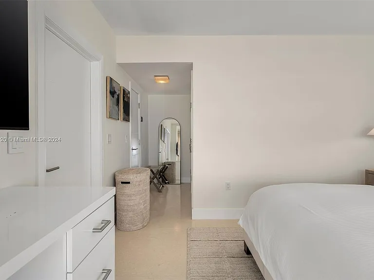 101 Ocean Dr #907 — Photo 23