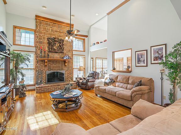 4th image of 7020 Mellon Point Way
