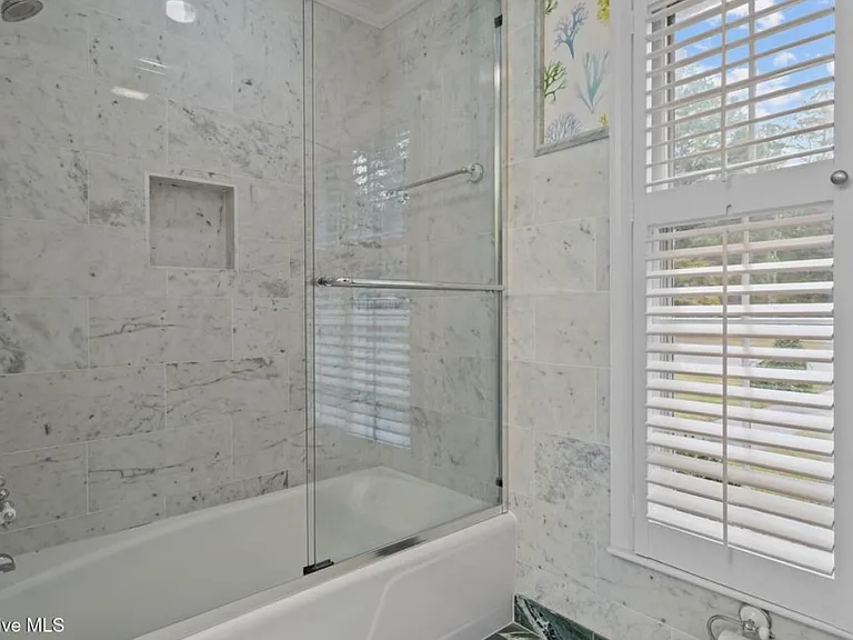 503 Scotland Ave — Photo 24