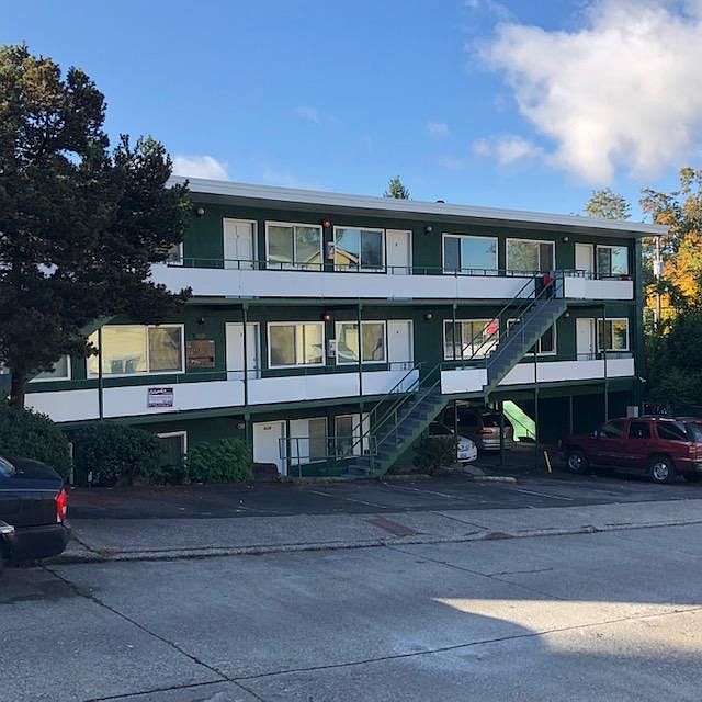 1st image of 4911 S Willow St APT 5