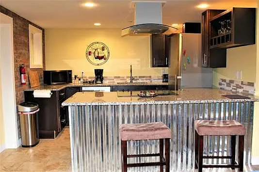 125 W Cedar St #1 — Photo 8