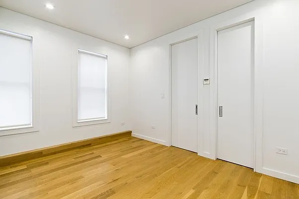 Rented by REAL New York | media 145