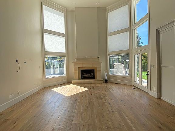 Hardwood Light Oak flooring