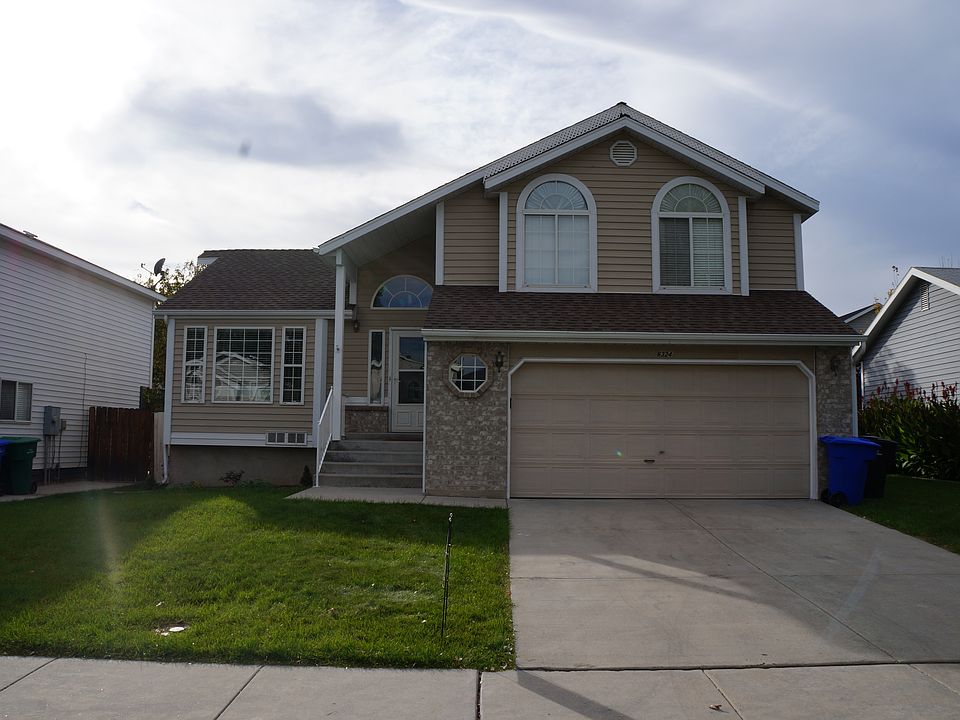 1st image of 6324 April Meadows Dr