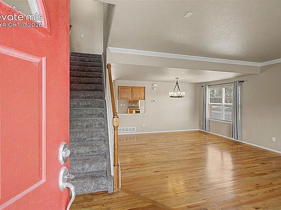 3rd image of 4094 Morning Glory Rd
