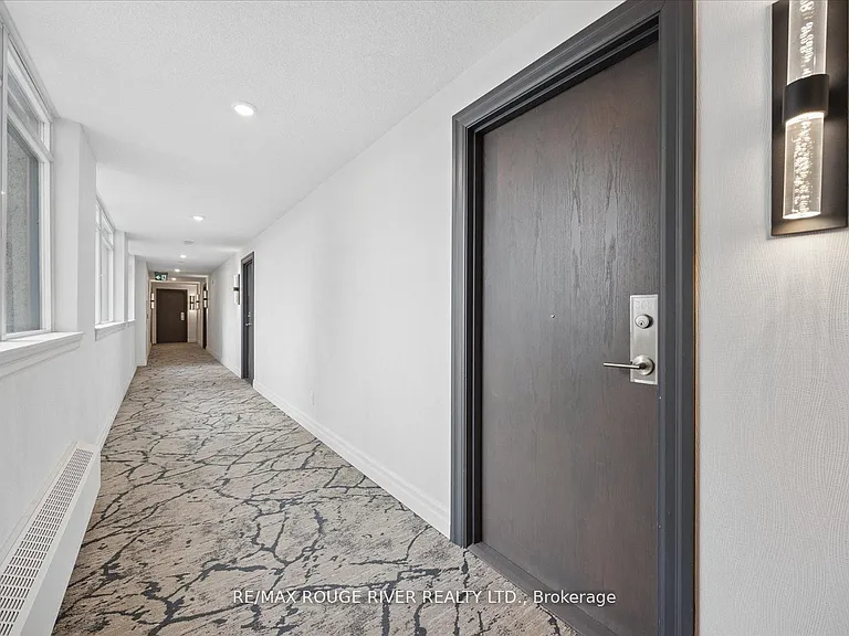340 Watson St W #305 — Photo 21