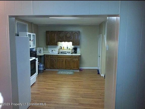 5th image of 108-110 N Sumner Ave