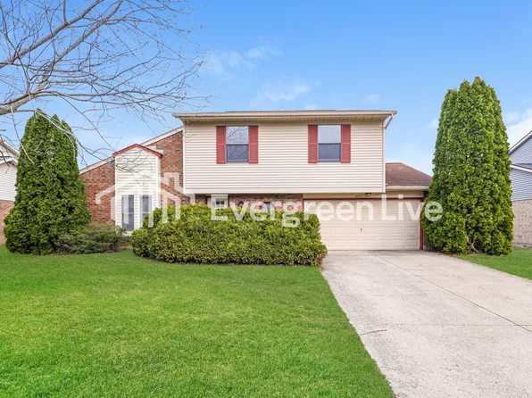 6873 Shull Rd, Dayton, OH 45424