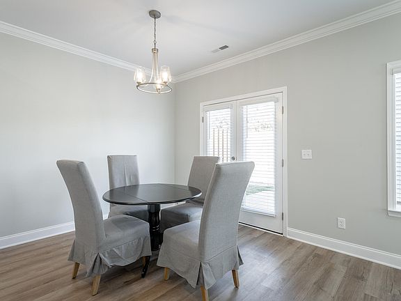 4th image of 4874 Fannon Dr #12