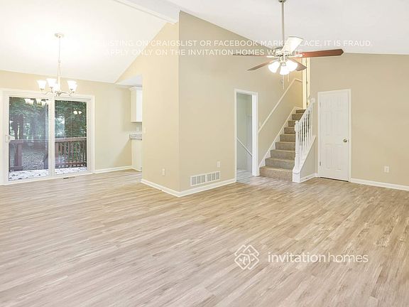 4th image of 8952 Saddlewood Dr