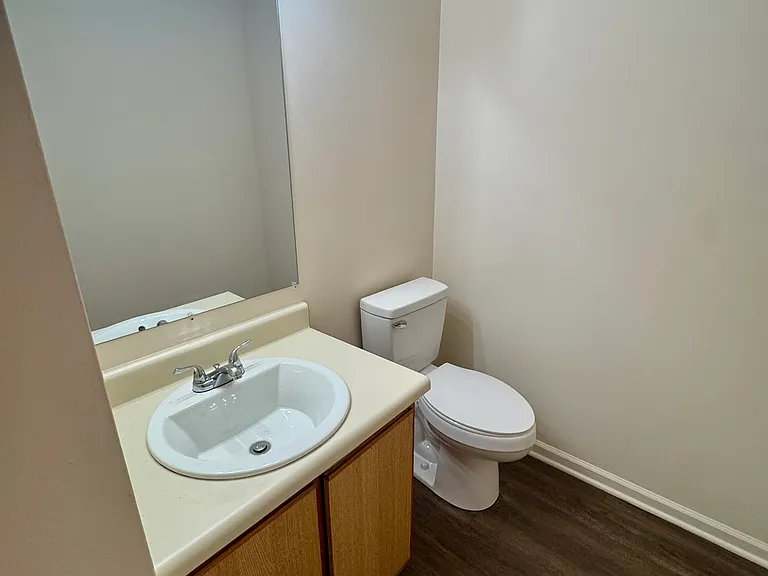 102 Larkyn Dr #102 — Photo 7