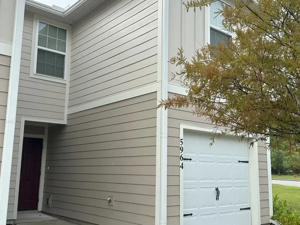 5964 CREEKSIDE CROSSING Drive, Jacksonville, FL 32210