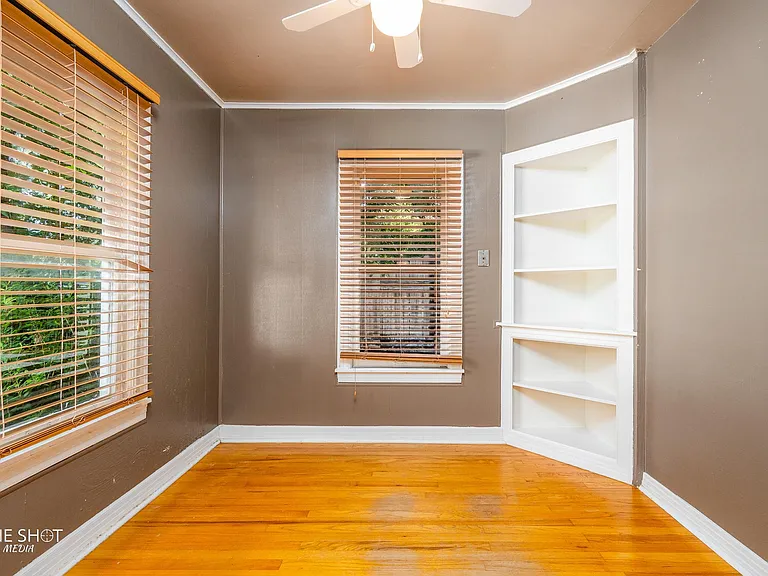 1333 Amarillo St — Photo 12