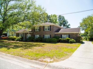1074 Meader Ln, Mount Pleasant, SC 29464