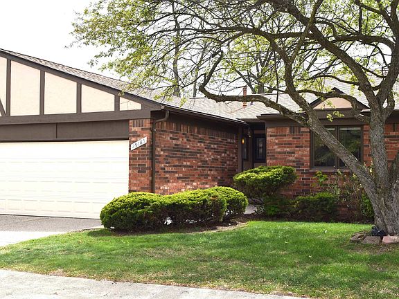 2nd image of 29683 Beech Nut Dr