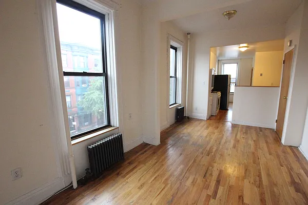Rented by Bedford 6 Real Estate | media 6