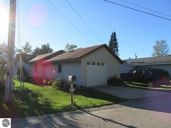 4th image of 129 Brandy Dr