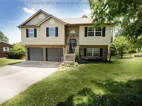 202 Kinwood Dr, Milton, WV 25541