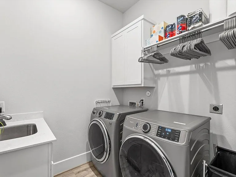 28 Clearview Terrace Pl — Photo 48
