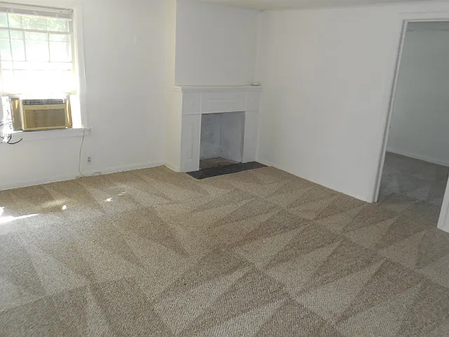 809 W 6th St #F — Photo 10