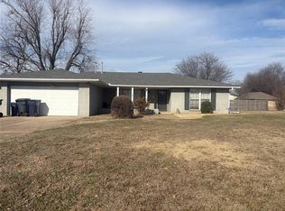 9317 SW 99th St, Mustang, OK 73064