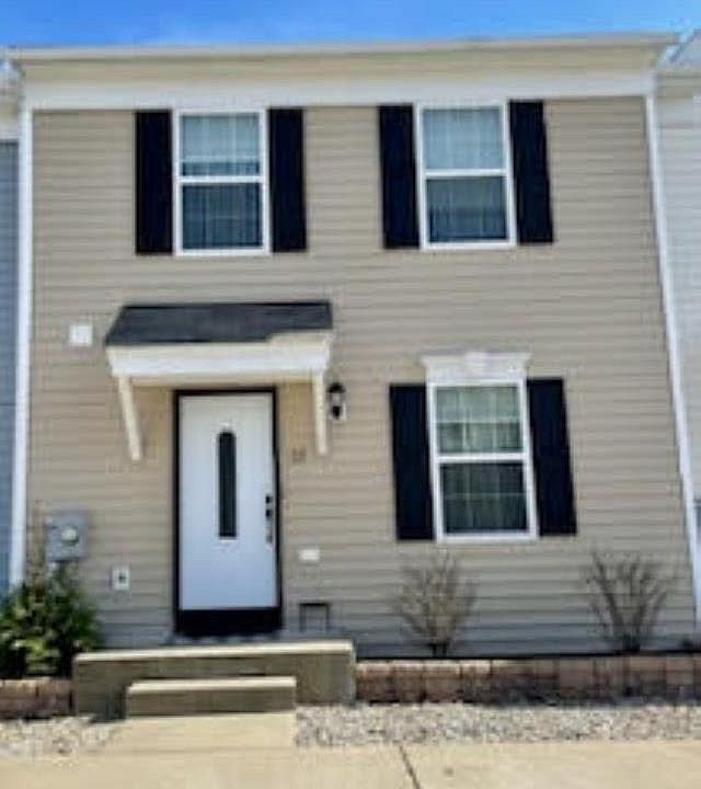 1st image of 22 Stafford Cir #22