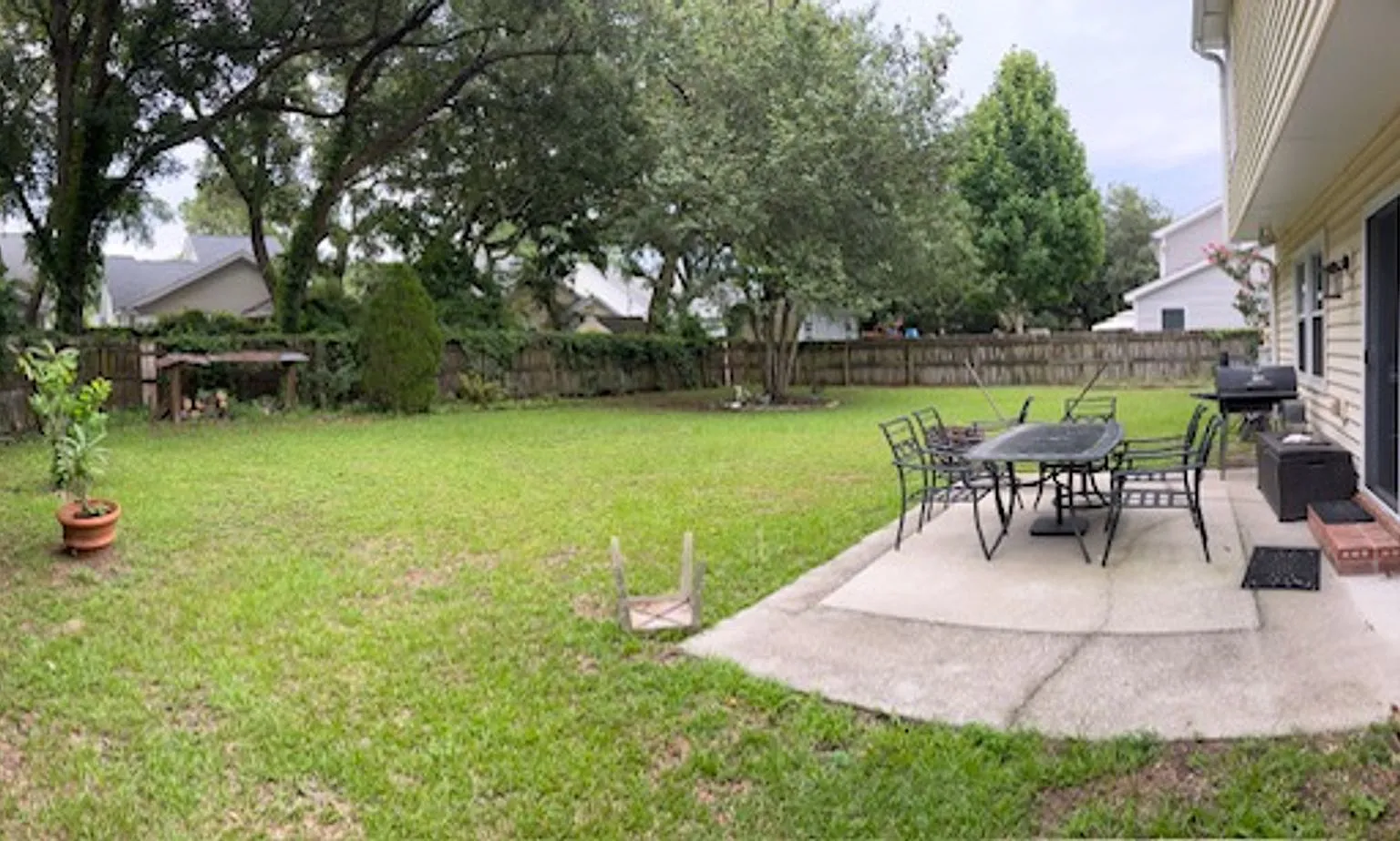 Three Bedroom Home in Bayview Farms - James Island, SC — Photo 4