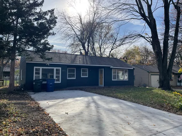 2605 Moundview Dr, Lawrence, KS 66049