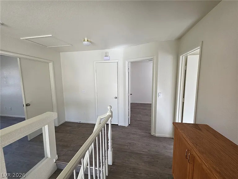 8829 Cornwall Glen Ave — Photo 40