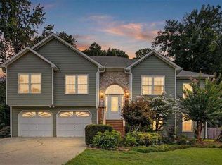 1465 La Maison Dr, Lawrenceville, GA 30043