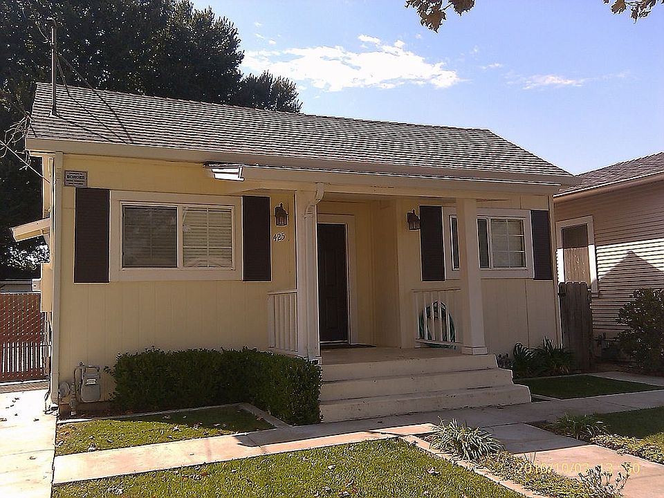 1st image of 425 N 11th St