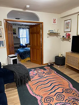 Rented by Eric Goodman Realty Corp | media 13