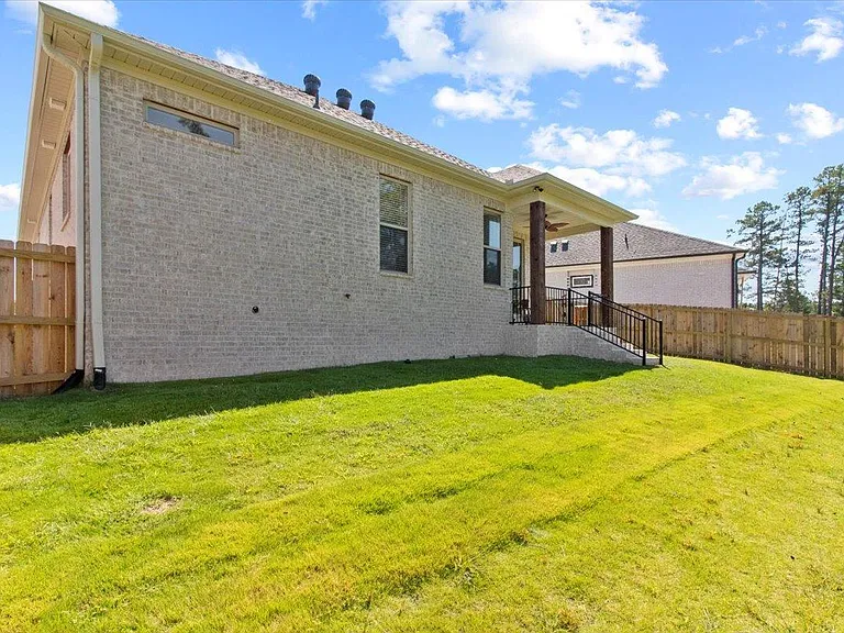 45 Saffron Cir — Photo 25