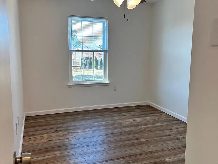 7044 Basswood Rd #11 — Photo 11