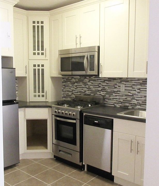 2nd image of 120 W 112th St APT 2B