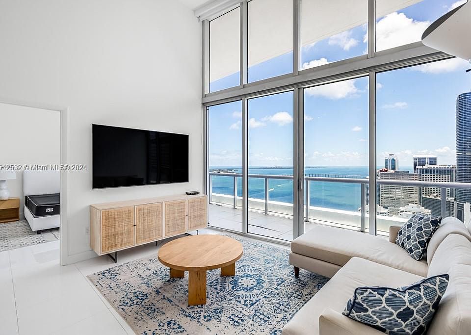 1st image of 495 Brickell Ave #4-5-T2