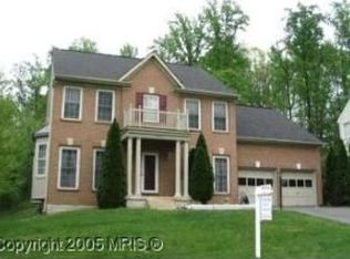 16001 Kenilworth Ct, Woodbridge, VA 22191
