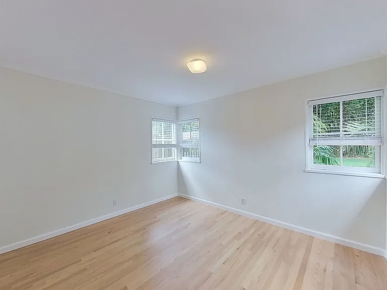 2806 Foothill Rd — Photo 17