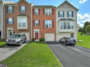 6981 S Sentinel Ln, York, PA 17403