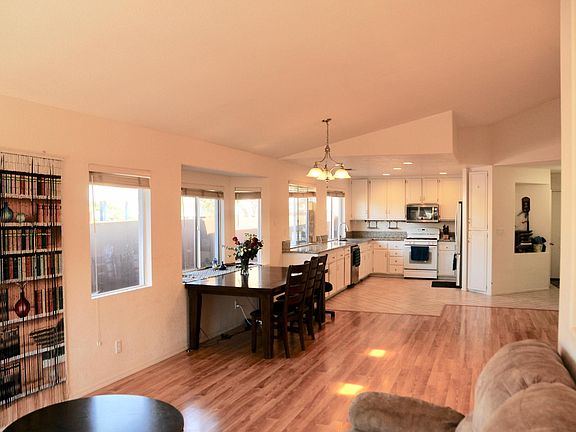2nd image of 1405 Calle Goya