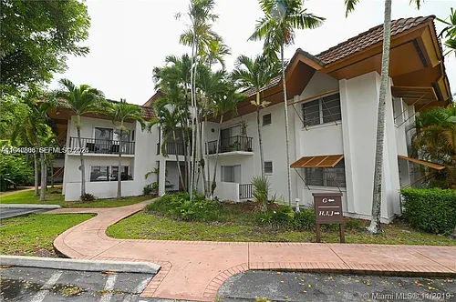 9350 SW 77th Ave #G8 Photo 1