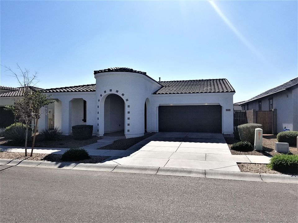 1st image of 22507 E Creosote Dr