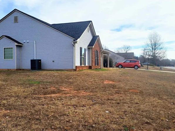 745 Hannah Heights Trl, Hull, GA 30646