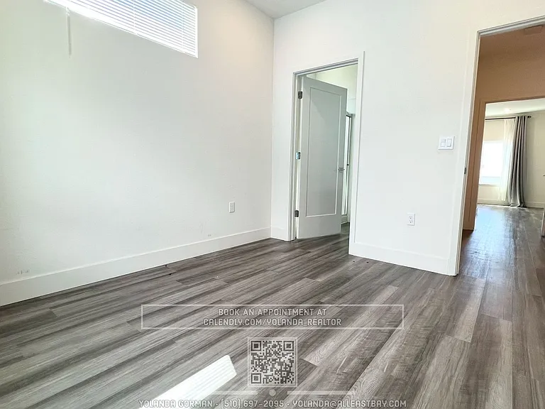 4080 Linden St #101 — Photo 24